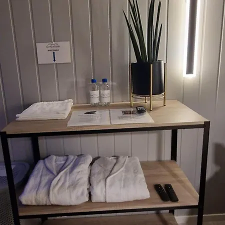 Nord Hus Service As, Deluxe, Sauna, Jakuzzi Appartement Havøysund