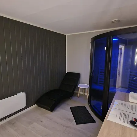 Nord Hus Service As, Deluxe, Sauna, Jakuzzi Havøysund