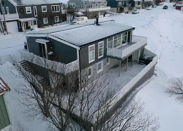 Nord Hus Service As, Deluxe, Sauna, Jakuzzi *